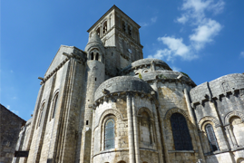 La Collégiale Saint-Pierre XIIe siècle